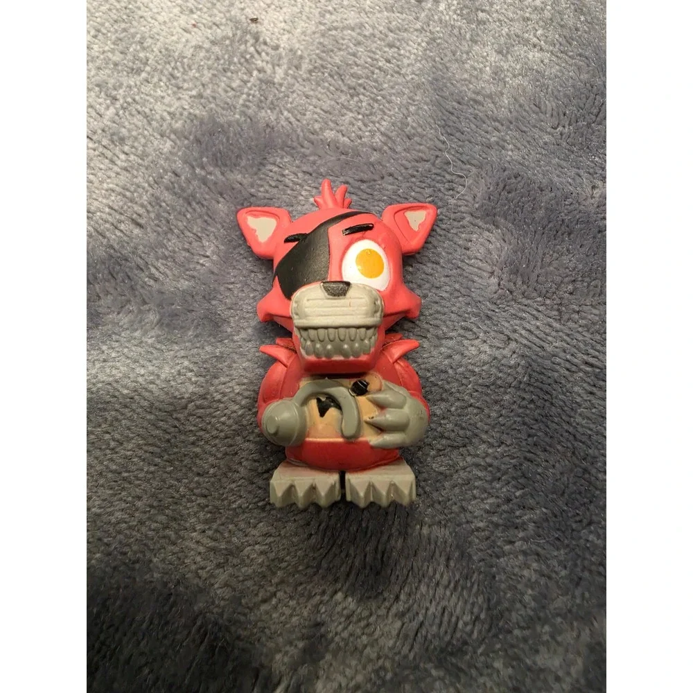 Five Nights at Freddys Foxy the Pirate Funko Mystery Mini Vinyl Figure FNAF